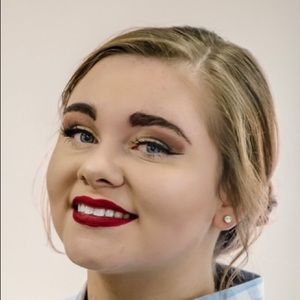 Meet your Posher, Logan